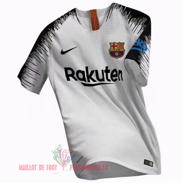 Maillot Om Pas Cher Nike Entrainement Barcelona 18-19 Blanc