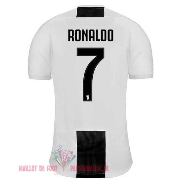 Maillot Om Pas Cher adidas NO.7 Ronaldo Domicile Maillots Juventus 18-19 Blanc Noir
